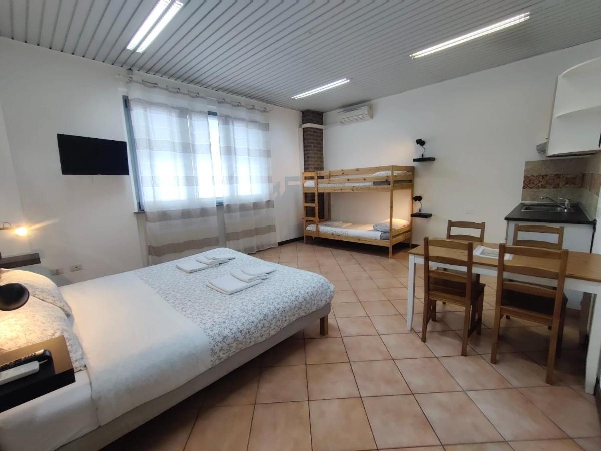 Cascina Bellaria Hostel มิลาน ภายนอก รูปภาพ
