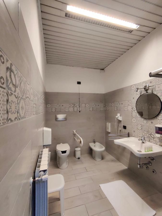 Cascina Bellaria Hostel มิลาน ภายนอก รูปภาพ