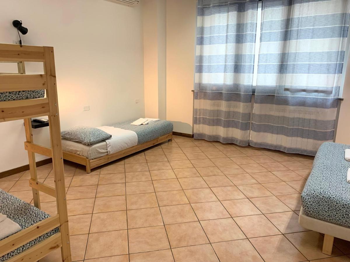 Cascina Bellaria Hostel มิลาน ภายนอก รูปภาพ