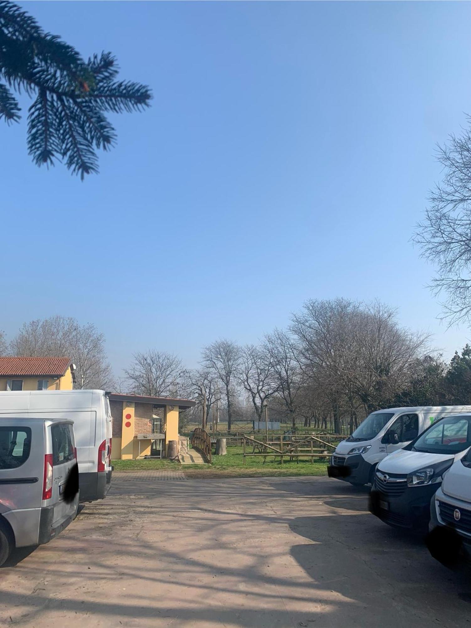 Cascina Bellaria Hostel มิลาน ภายนอก รูปภาพ