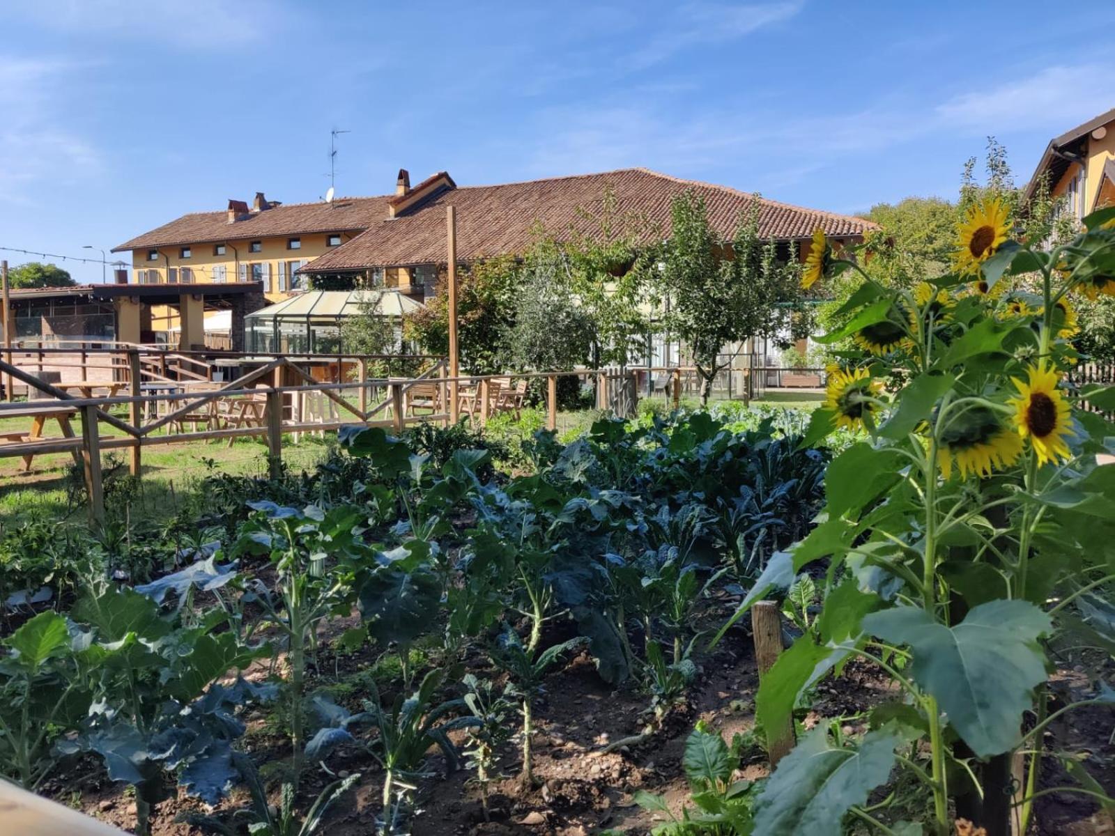 Cascina Bellaria Hostel มิลาน ภายนอก รูปภาพ